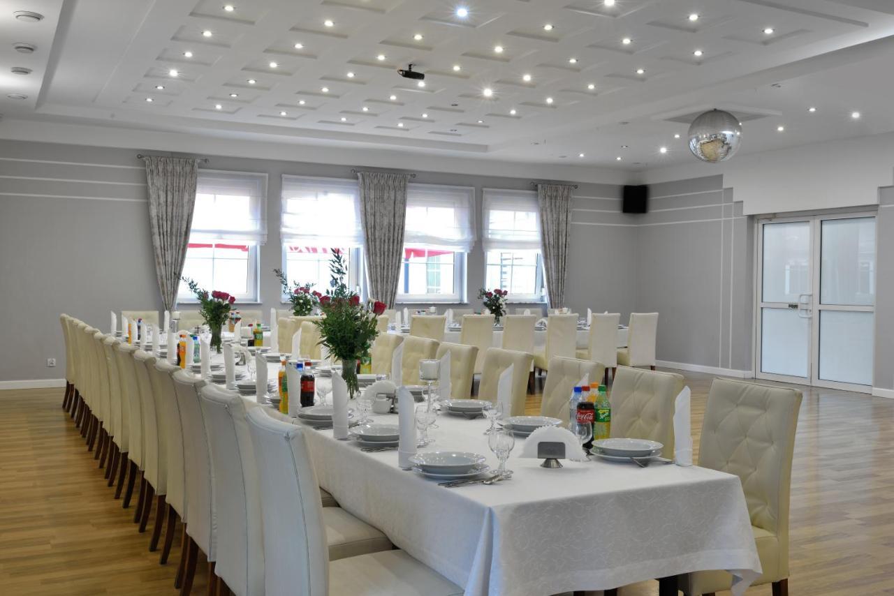 Hotel Agat Piotrków Trybunalski المظهر الخارجي الصورة