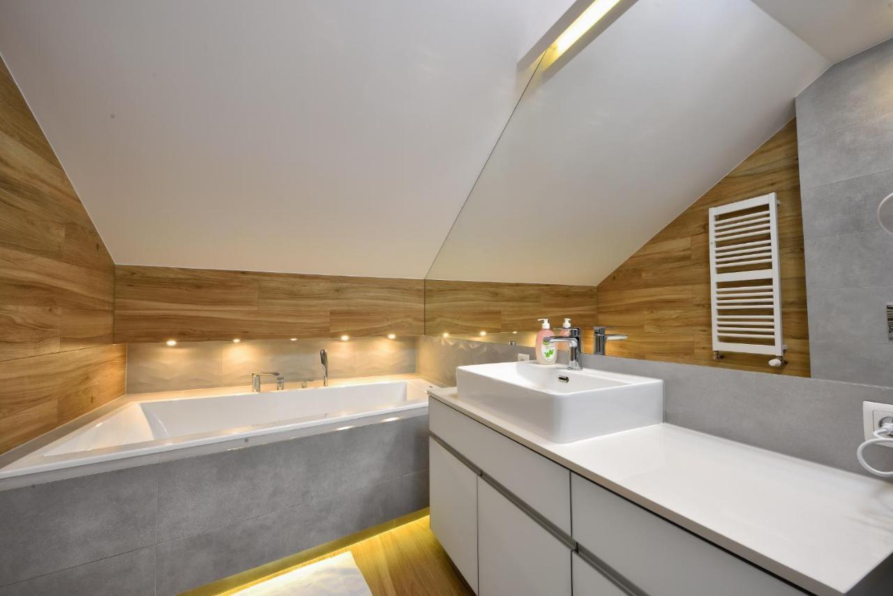 Hotel Agat Piotrków Trybunalski المظهر الخارجي الصورة