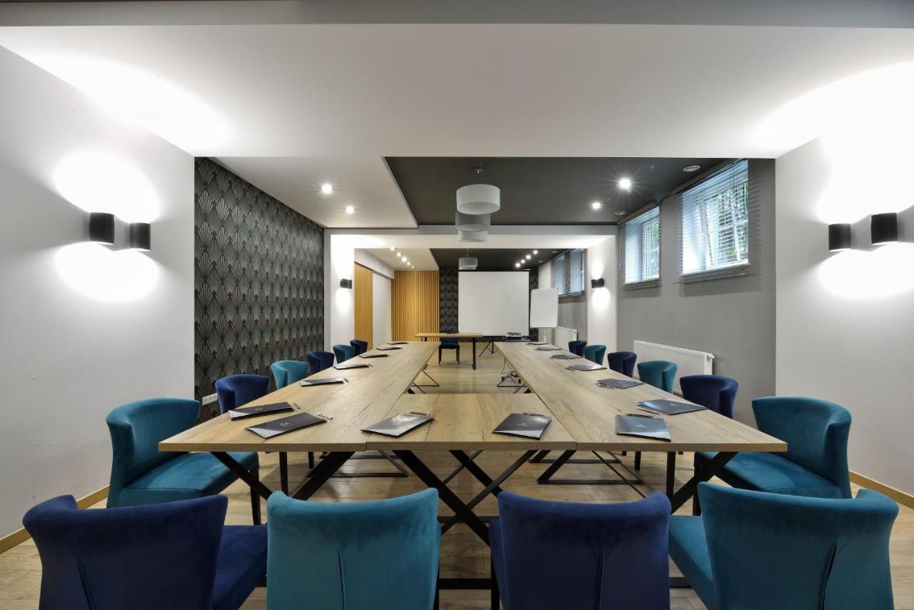 Hotel Agat Piotrków Trybunalski المظهر الخارجي الصورة