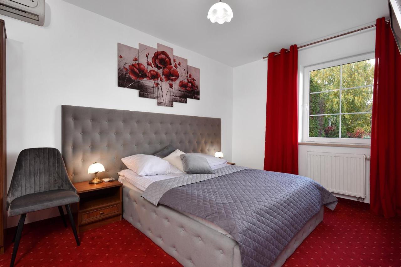 Hotel Agat Piotrków Trybunalski المظهر الخارجي الصورة