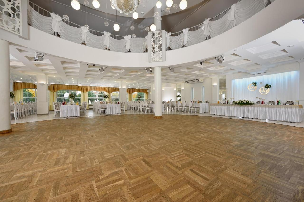 Hotel Agat Piotrków Trybunalski المظهر الخارجي الصورة