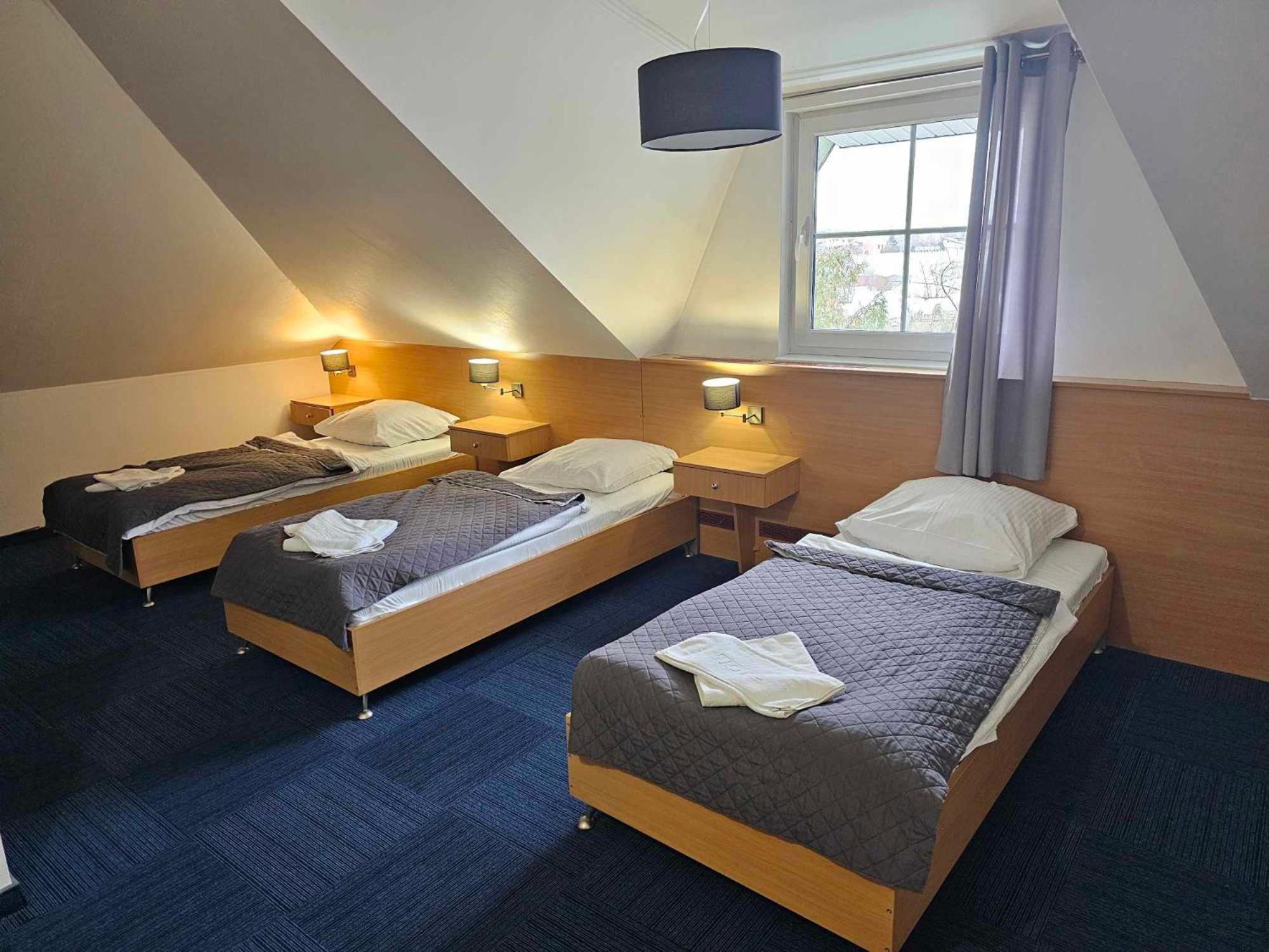 Hotel Agat Piotrków Trybunalski المظهر الخارجي الصورة
